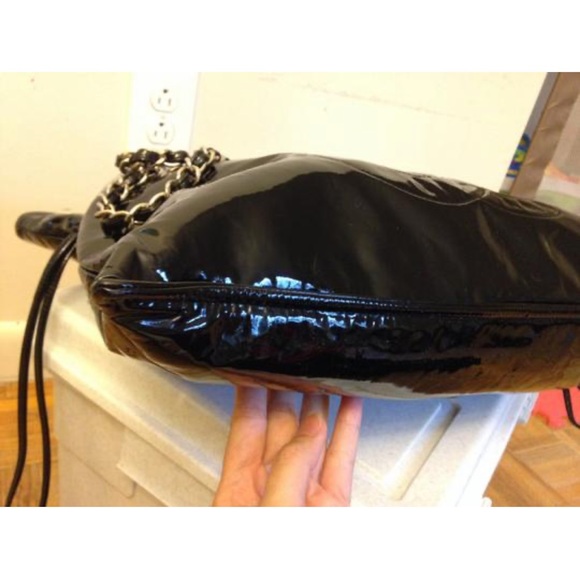 WOW POSHMARK - AUTHENTIC CHANEL SUPERMODEL EXTRA LARGE Leather Cabas Bag Tote - Picture 12 of 13